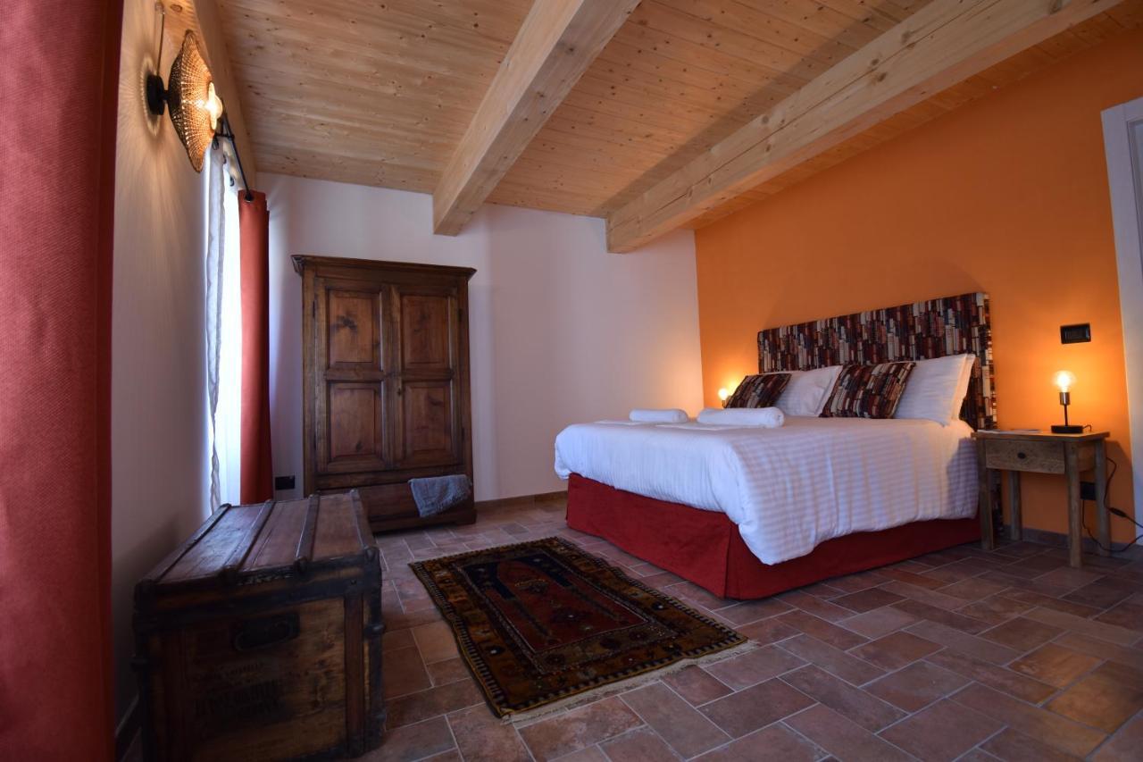 Hotel Cascina Tre Botti Agliano Terme Exterior foto