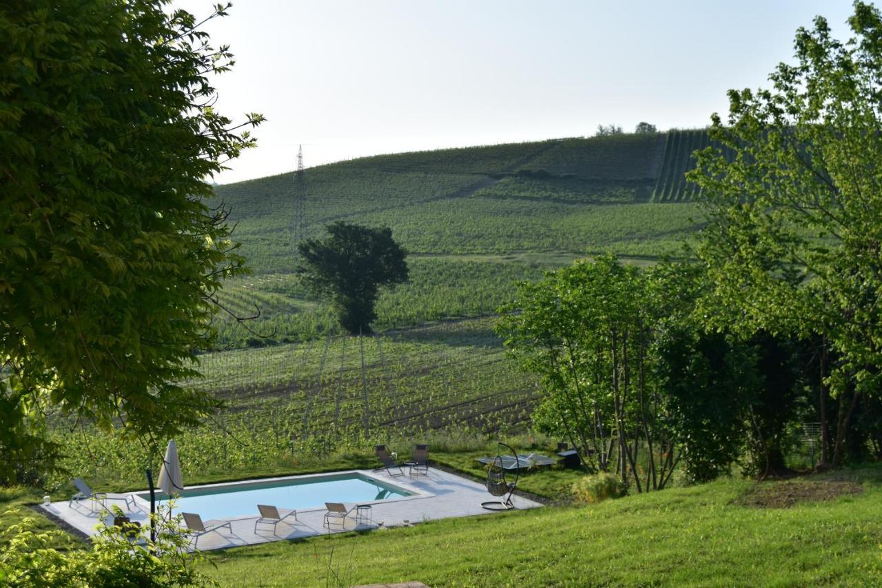 Hotel Cascina Tre Botti Agliano Terme Exterior foto